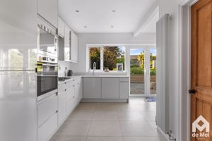 Photo 17- click for photo gallery